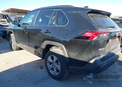 2025 Toyota Rav4 Xle z USA, uszkodzony, nr VIN 2T3W1RFV3SW393313